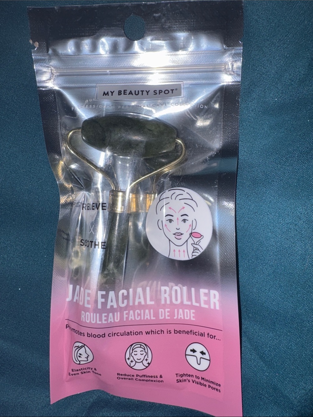 Jade Facial Roller - Green